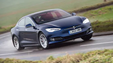 2016 Tesla Model S - cornering
