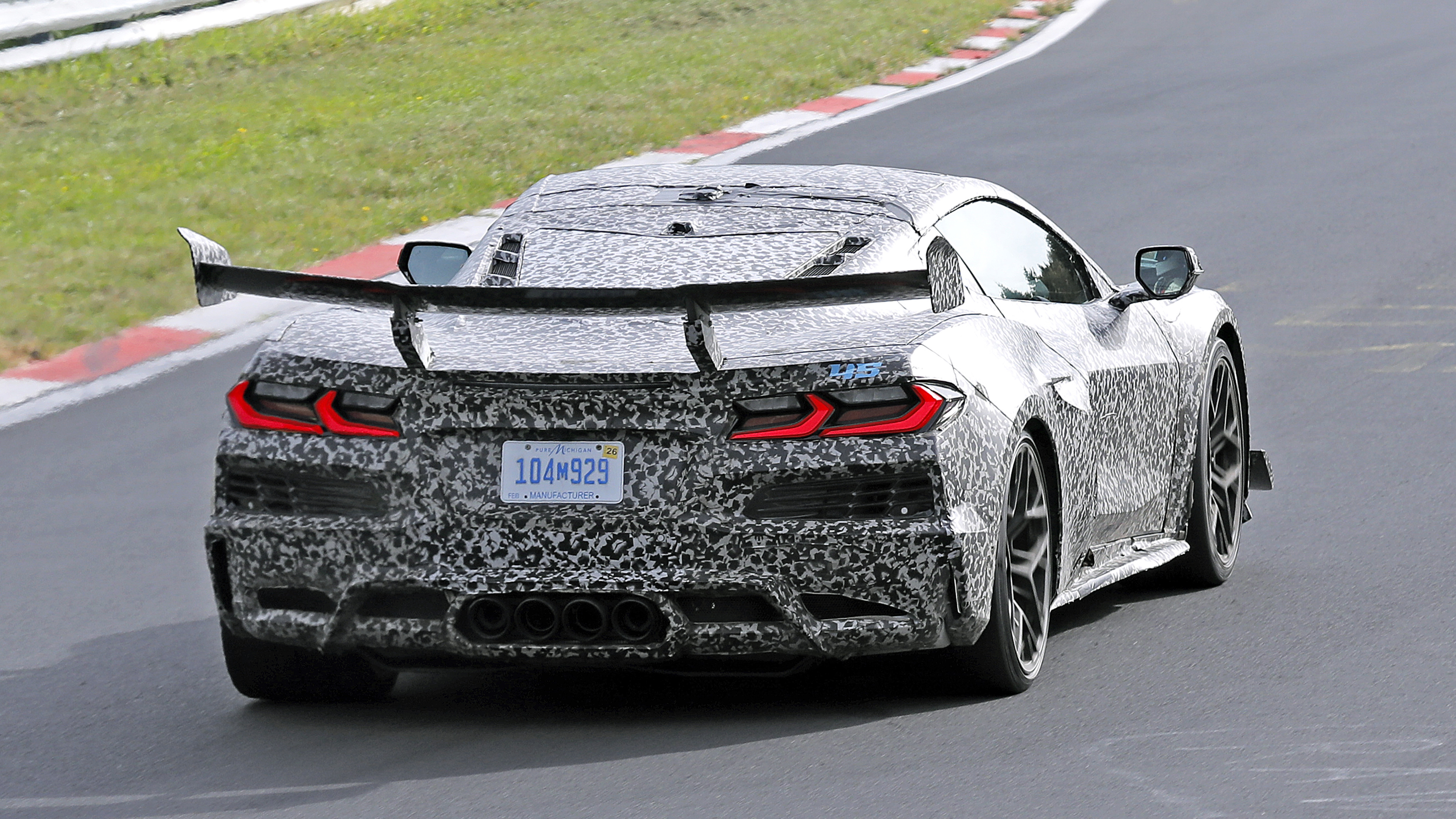 Corvette C8 ZR1 - rear