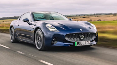 Maserati GranTurismo Folgore- front tracking